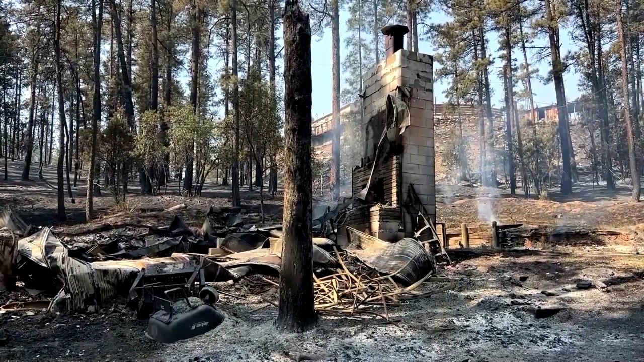 Wildfires hit parts of New Mexico - CGTN