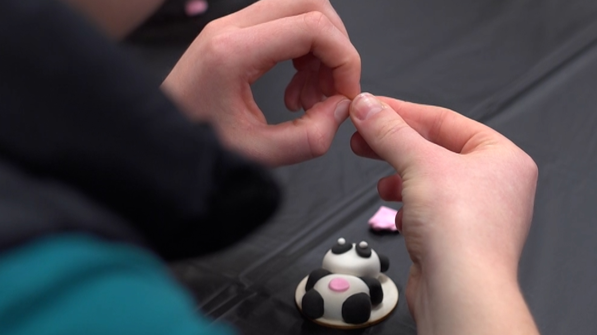 US students enjoy night of Chinese culture and craft